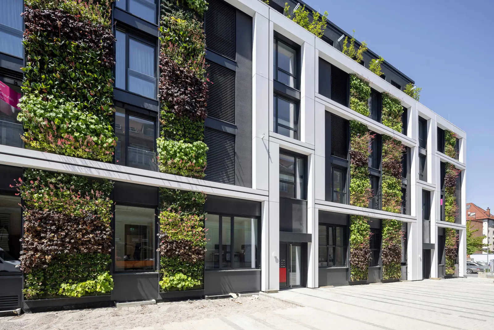 Begrünte Fassade im Quartier Stuttgart Parkside